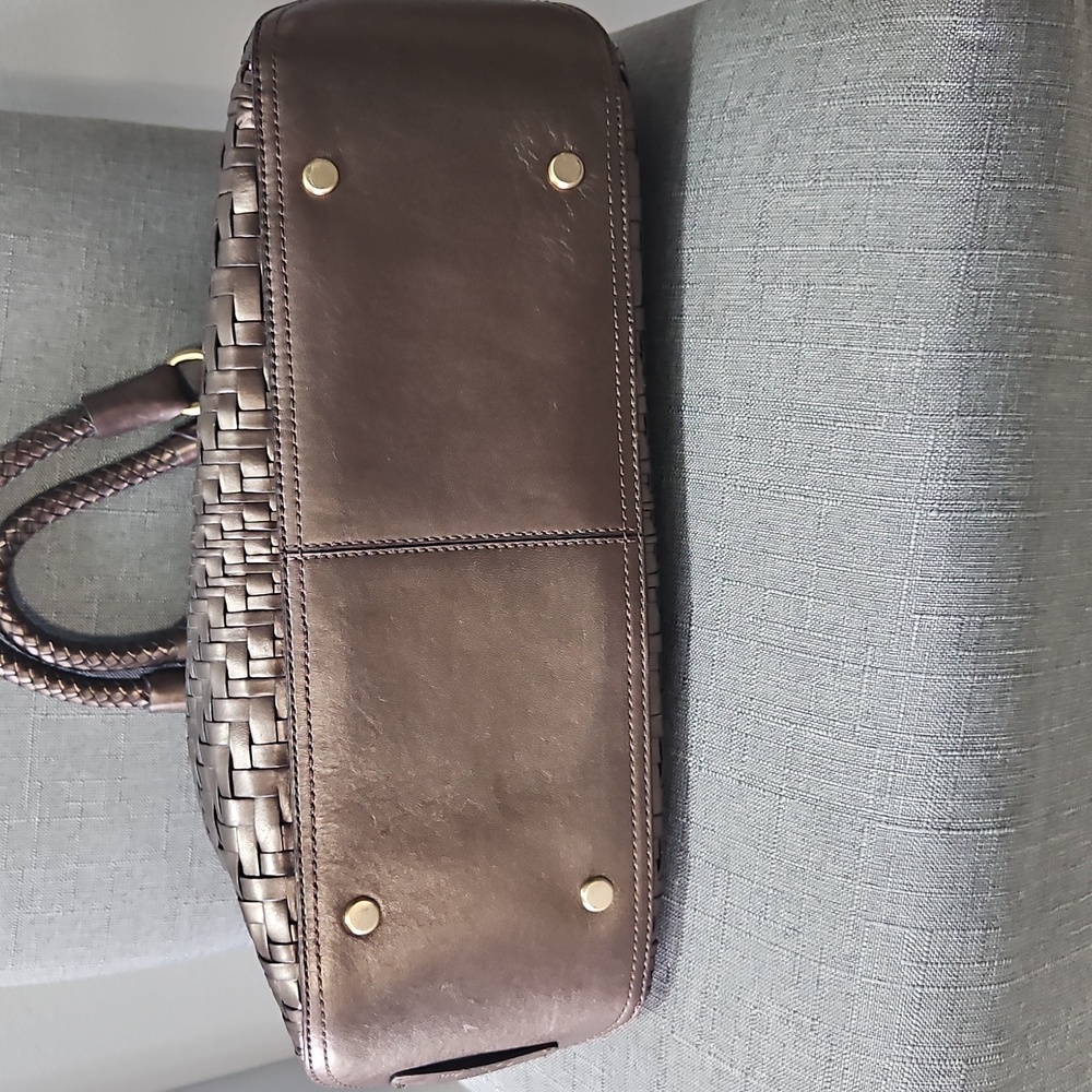 Cole Hann Woven Metallic Gray Shoulder Bag *LUX* - Picture 4 of 9